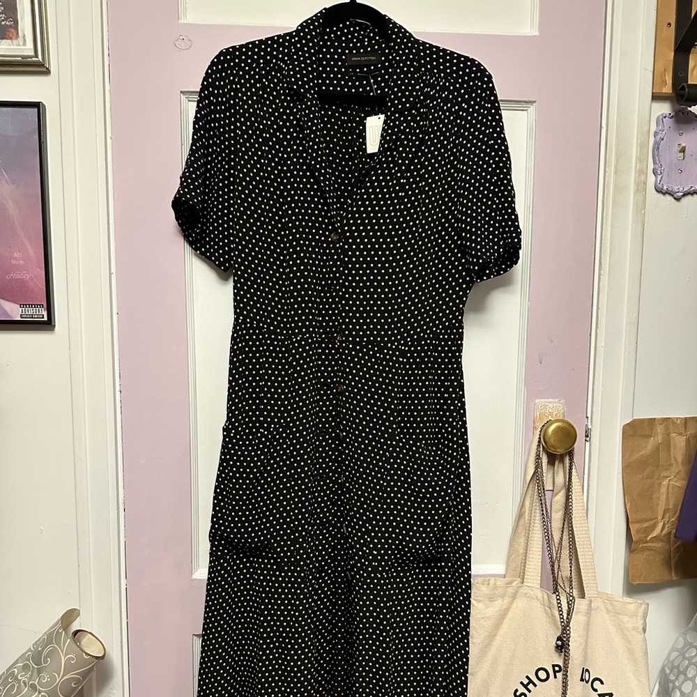 POLKA DOT BUTTON UP MIDI-DRESS